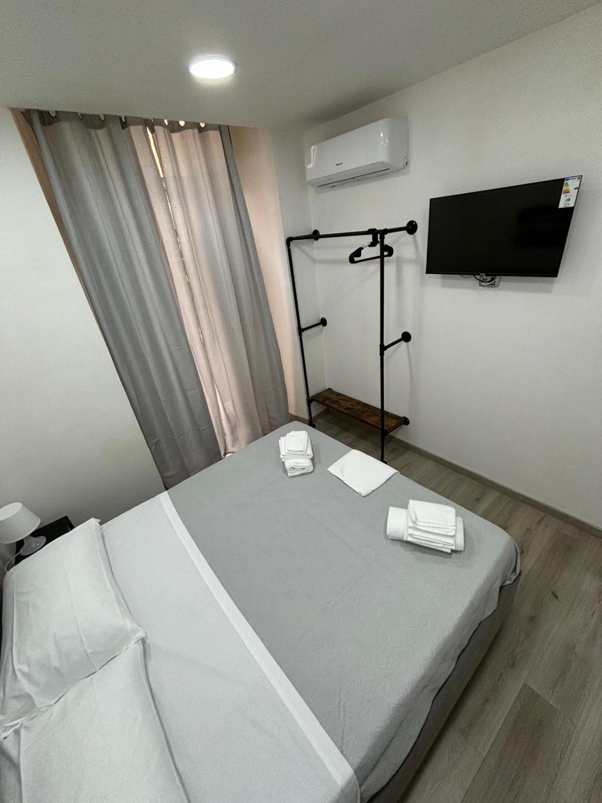 Na City Rooms نابولي المظهر الخارجي الصورة