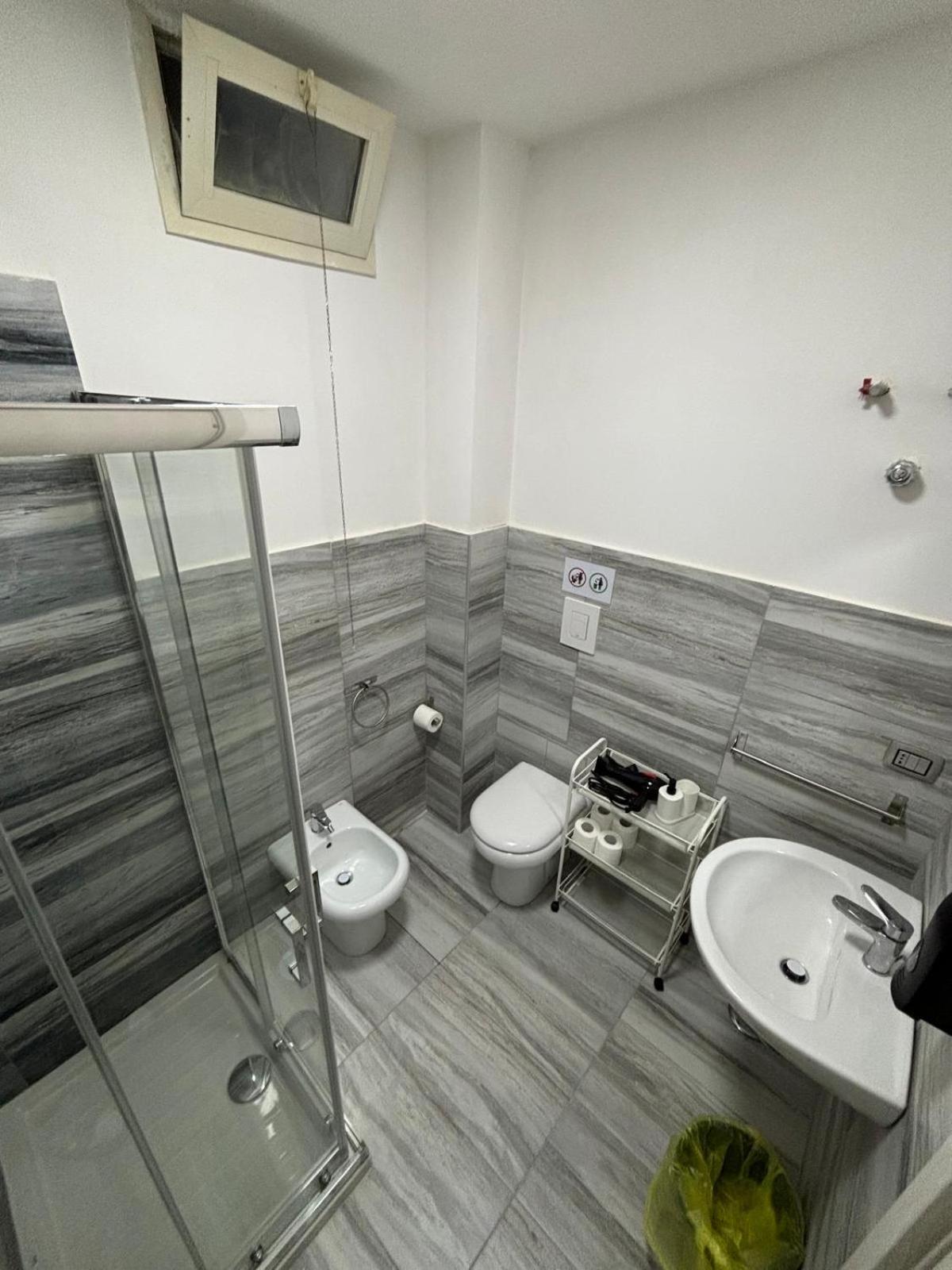 Na City Rooms نابولي المظهر الخارجي الصورة