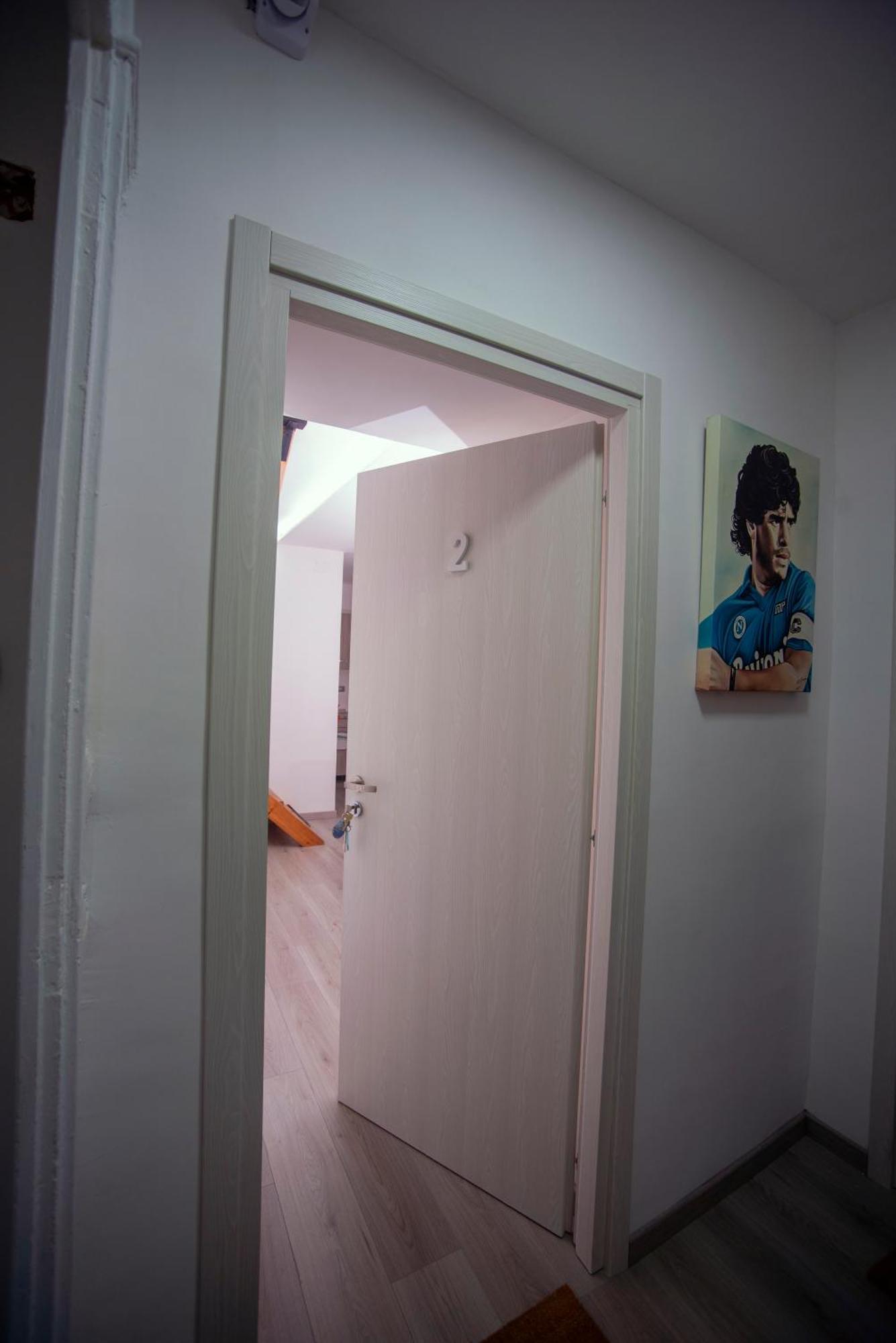 Na City Rooms نابولي المظهر الخارجي الصورة