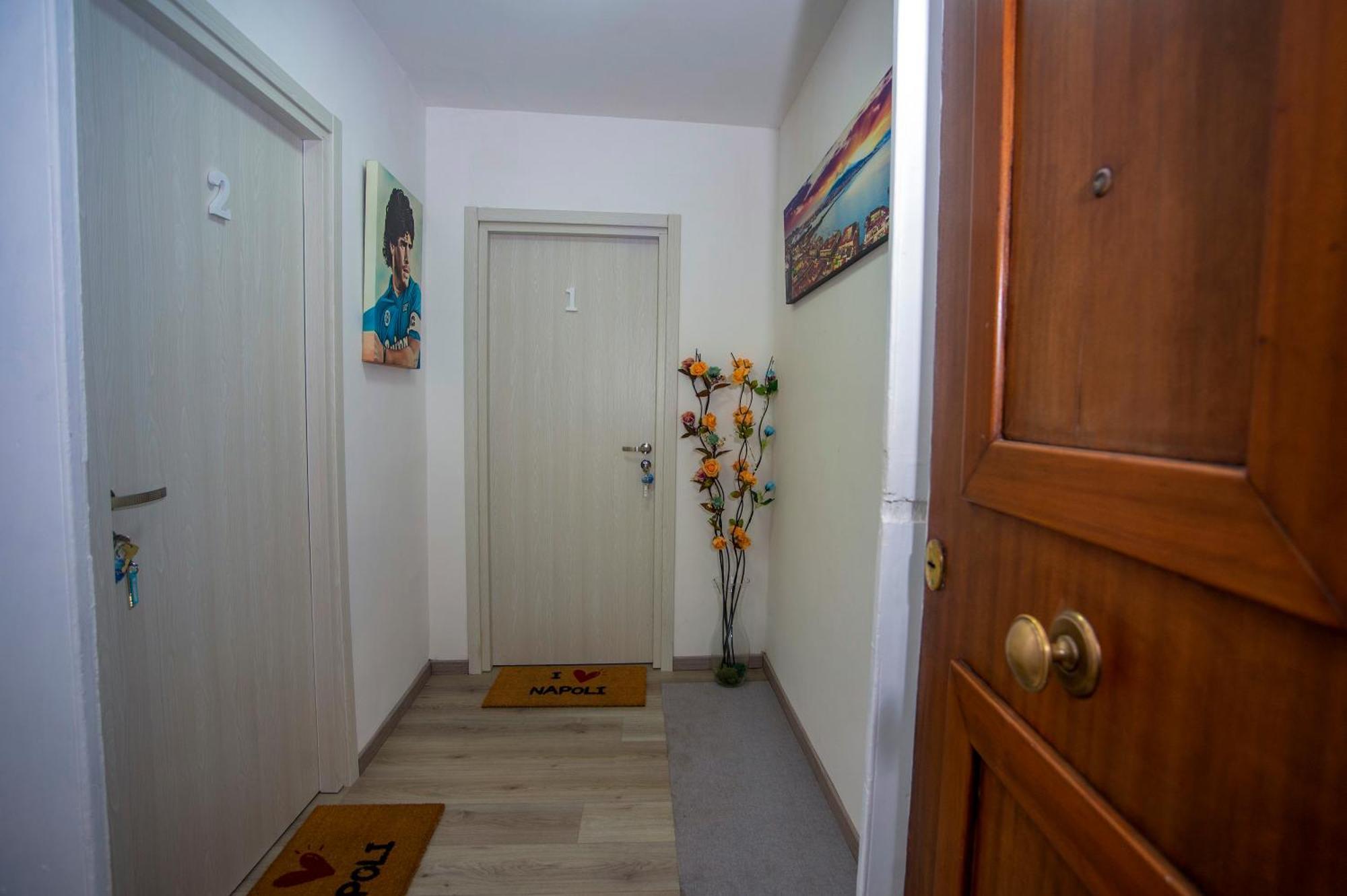 Na City Rooms نابولي المظهر الخارجي الصورة